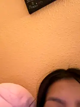 Snapshot of angelaalovee chatting on 11/05/25, 11:38 angelaalovee online show from 11/05/25, 11:38