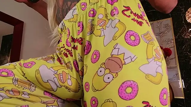 CHRIS TWIINK online show from 04/21/26, 06:09