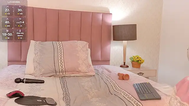 Alanagh  online show from 03/04/26, 07:53