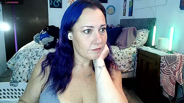 kristallic online show from 12/15/25, 05:39