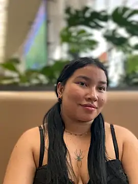 Vickybon online show from 10/28/25, 08:22