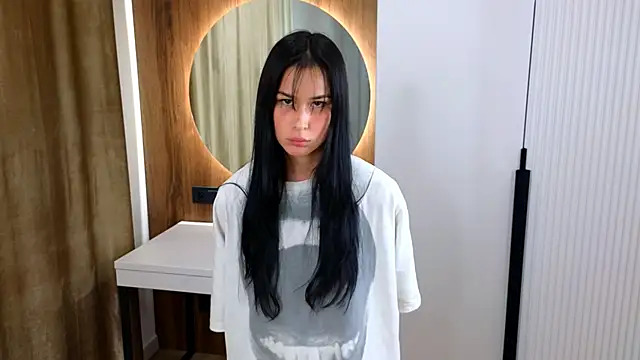 Snapshot of BillyeSivay chatting on 11/01/25, 04:20 BillyeSivay online show from 11/01/25, 04:20