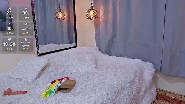 Flor Gil online show from 02/13/26, 03:57