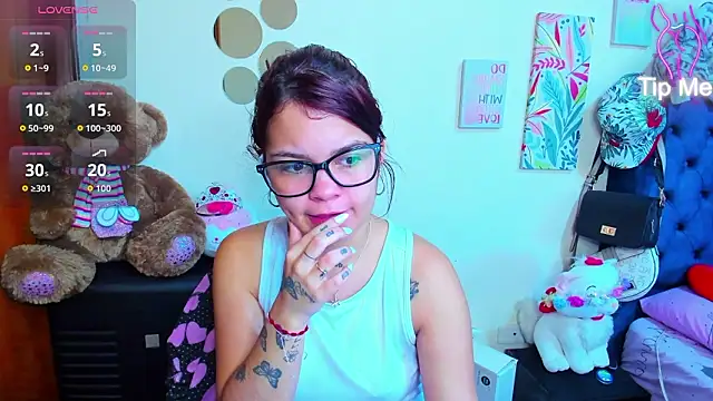 Emma boo online show from 01/17/26, 04:22