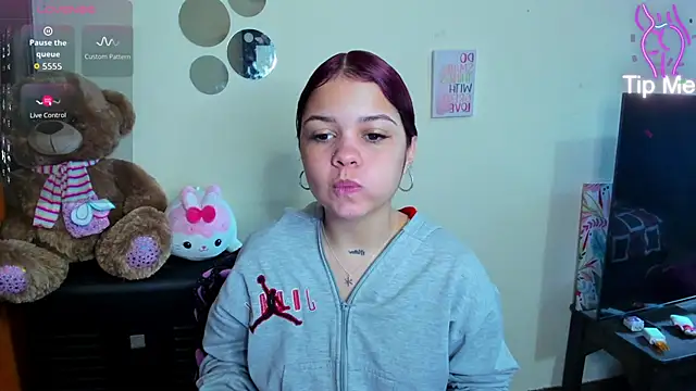 Emma boo online show from 02/17/26, 03:40