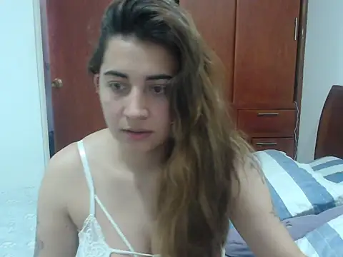 Snapshot of tonny_and_talia chatting on 10/30/25, 07:47 tonny and talia online show from 10/30/25, 07:47