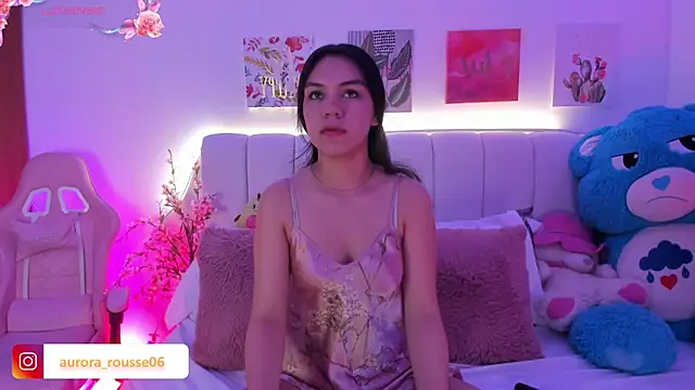 aurora rousse online show from 04/07/26, 02:01