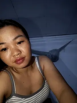 chu-bibo online show from 10/28/25, 11:07