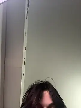 romanceteen online show from 11/09/25, 09:35