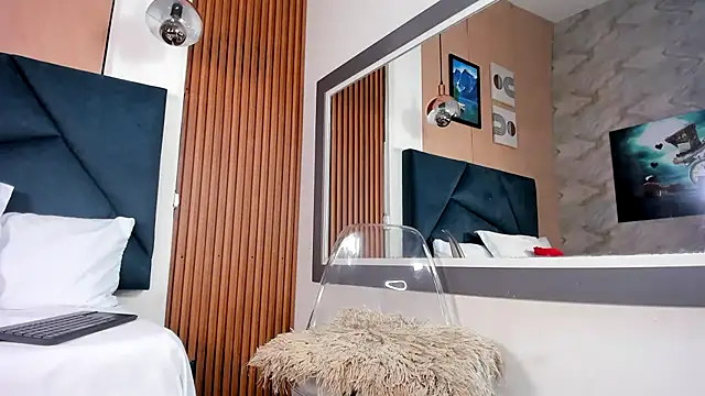 Ivy Spicy online show from 03/16/26, 07:51