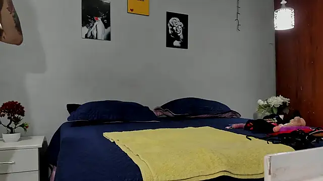 sexynova 93 online show from 11/21/25, 07:34