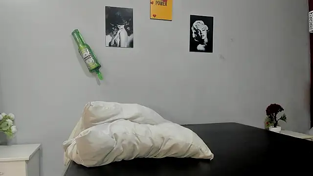 sexynova 93 online show from 03/26/26, 07:41