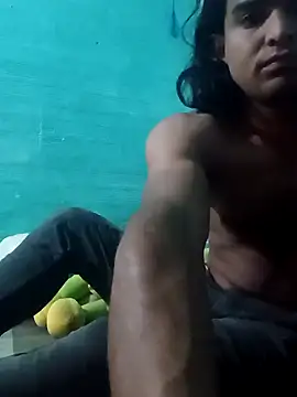 Snapshot of yuhenthr chatting on 10/29/25, 03:09 yuhenthr online show from 10/29/25, 03:09