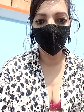 Snapshot of Priyaa_telugu chatting on 10/29/25, 10:22 Priyaa telugu online show from 10/29/25, 10:22