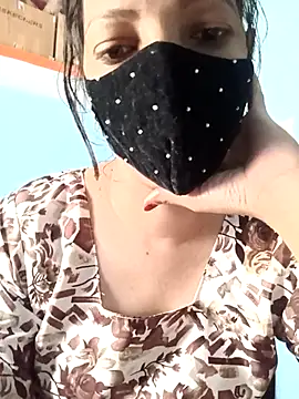 Snapshot of Priyaa_telugu chatting on 10/31/25, 04:24 Priyaa telugu online show from 10/31/25, 04:24