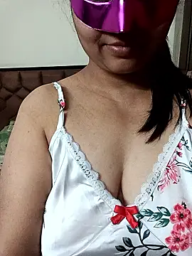 Naughty-Nancy online show from 01/12/26, 03:50