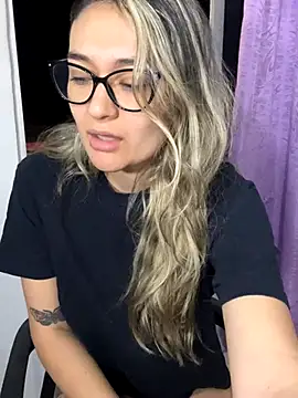 Im-Lola online show from 11/07/25, 09:31