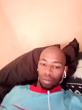 Snapshot of LILNMS chatting on 12/04/25, 09:40 LILNMS online show from 12/04/25, 09:40