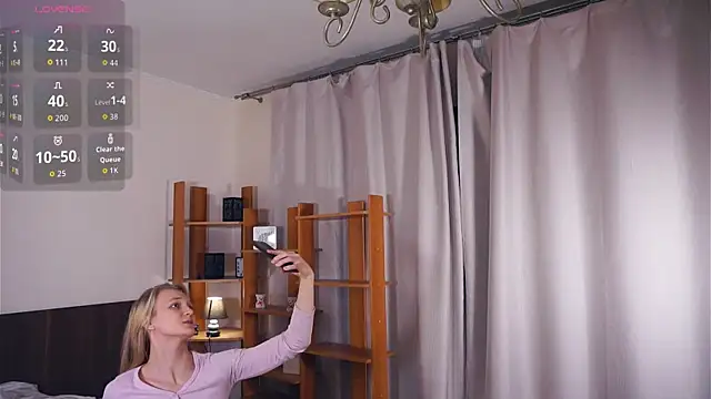 DierdreJacobsohn online show from 12/17/25, 06:30