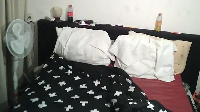 Sylviastar46 online show from 12/13/25, 07:53