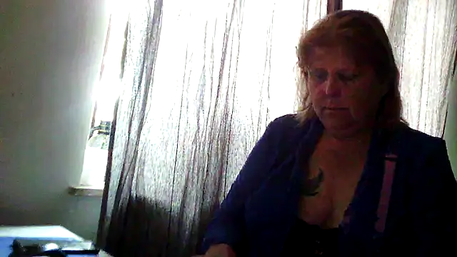 Sylviastar46 online show from 06/08/26, 08:58