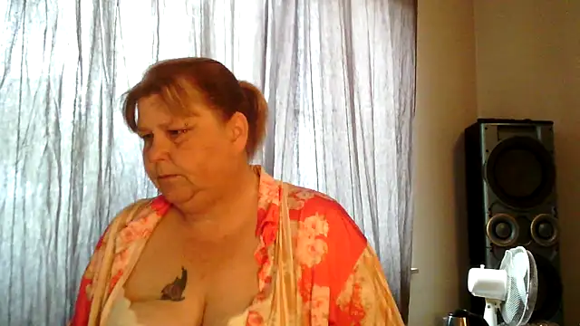 Sylviastar46 online show from 06/14/26, 08:05