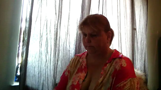 Sylviastar46 online show from 06/16/26, 07:22