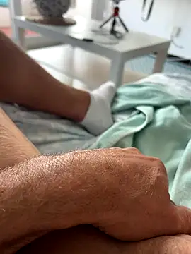 Snapshot of HeavenNHellCock chatting on 10/30/25, 09:33 HeavenNHellCock online show from 10/30/25, 09:33