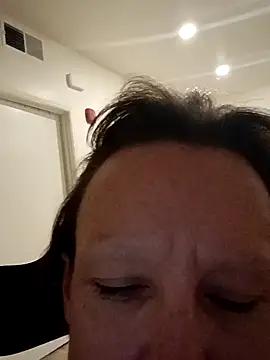 Snapshot of Karebearz1 chatting on 03/28/26, 10:59 Karebearz1 online show from 03/28/26, 10:59