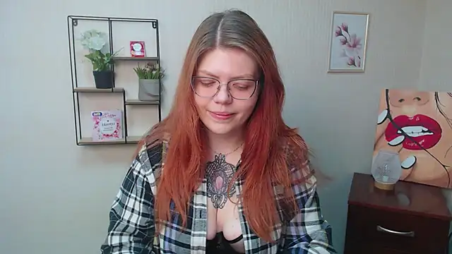 Lina ri  online show from 11/21/25, 07:23