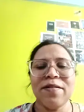 Sassy Swara online show from 11/25/25, 11:32