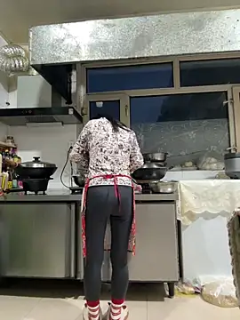 aniani11 online show from 02/12/26, 09:04