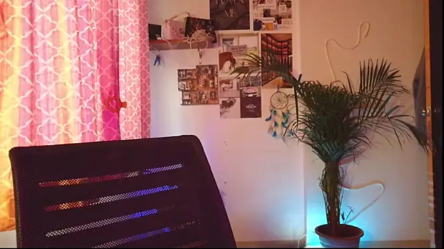 Saloni9 online show from 04/01/26, 02:34