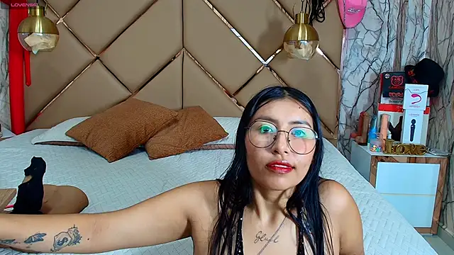 Snapshot of CATTA_GARCIA chatting on 05/22/26, 04:56 CATTA GARCIA online show from 05/22/26, 04:56