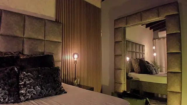 BrigitteVons online show from 11/11/25, 12:54