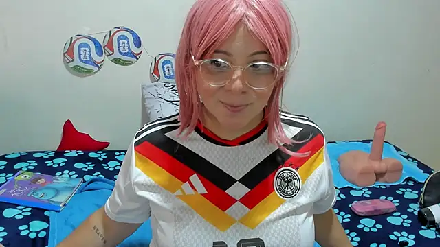 Jiah Park online show from 06/30/26, 02:01