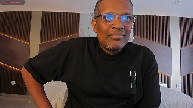 Snapshot of Technical-test chatting on 10/30/25, 03:13 Technical-test online show from 10/30/25, 03:13