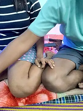 Snapshot of Cuty_Pussy1 chatting on 01/12/26, 06:29 Cuty Pussy1 online show from 01/12/26, 06:29