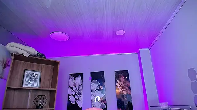 roseefancy19 online show from 01/06/26, 11:25