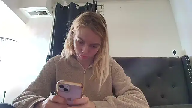 Snapshot of lanasharapovaxxx chatting on 01/13/26, 12:05 lanasharapovaxxx online show from 01/13/26, 12:05