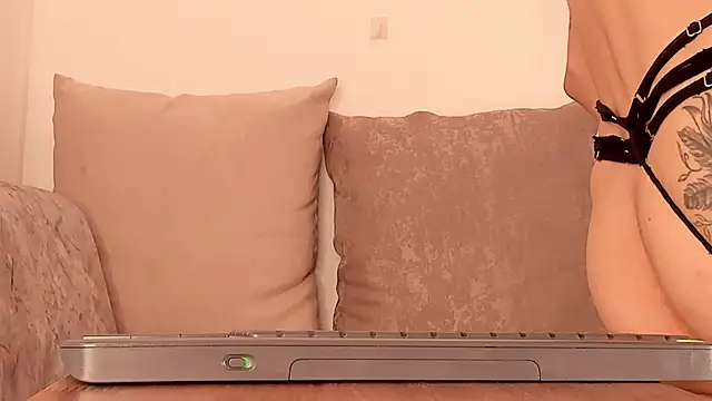 Megan Mill online show from 04/12/26, 12:10