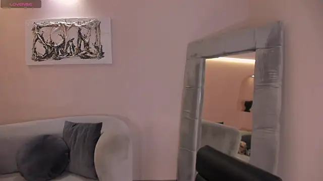 BellaConnorX online show from 11/07/25, 03:28