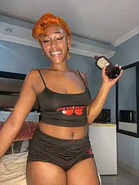 SP1CY MOMMY online show from 07/04/26, 10:38