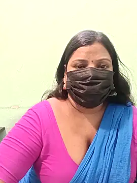 Snapshot of tamil_Nithya_J chatting on 04/28/26, 09:47 tamil Nithya J online show from 04/28/26, 09:47