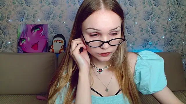 phreshgirlswag online show from 11/11/25, 01:49