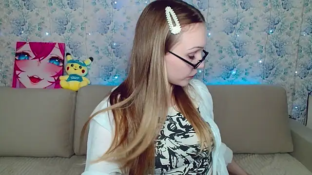 phreshgirlswag online show from 11/12/25, 01:17