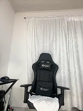 Natural BIGASS Nina online show from 02/19/26, 08:05