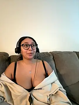 minha baby online show from 12/02/25, 05:08