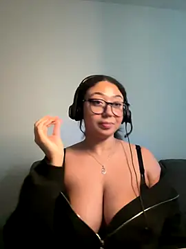 minha baby online show from 12/20/25, 04:58