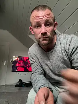 superbertok online show from 11/09/25, 01:20